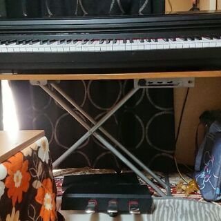 電子ピアノの画像