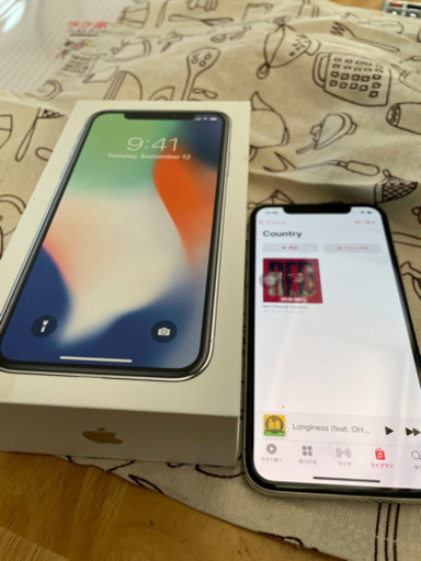 iPhone X SIMフリー