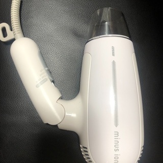 ドライヤー　美品