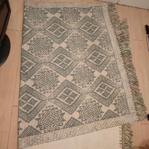 ラグマット （135✕220センチ）