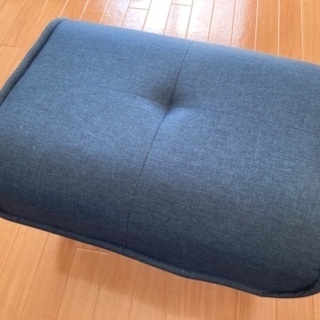 デニム調のオットマン