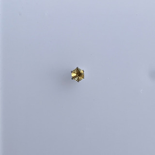 片耳スタッドピアス シトリン 3mm サージカルステンレス316L(シルバー)の画像