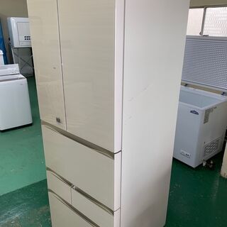 ★6D冷蔵庫★東芝 GR-H560FV 555L フレンチドア ガラストップ 2015年 キッチン 生活家電の画像