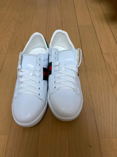 靴売ります(一回も履いてません)