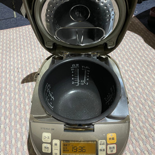 Panasonic スチームIHジャー炊飯器　格安で！の画像