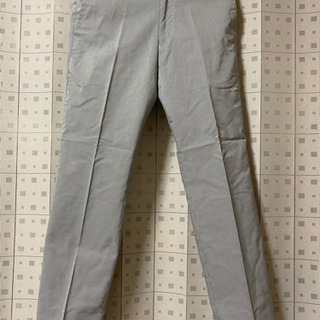 紳士UNIQLO スリムフィットパンツ　ウエスト76cm 股下68cm