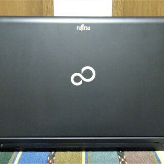 🔺格安/ LIFEBOOK A530/HDD160GB/Dual-Core CPU♪/メモリ3GB/DVD💿/HDMI📺/SDカードスロット🅌/すぐ使えるWindows10♪/Microsoft Office📒✎/すぐ繋がるWi-Fi📶/テンキー付きKB♬/点検整備清掃済み😊/No.10220 の画像