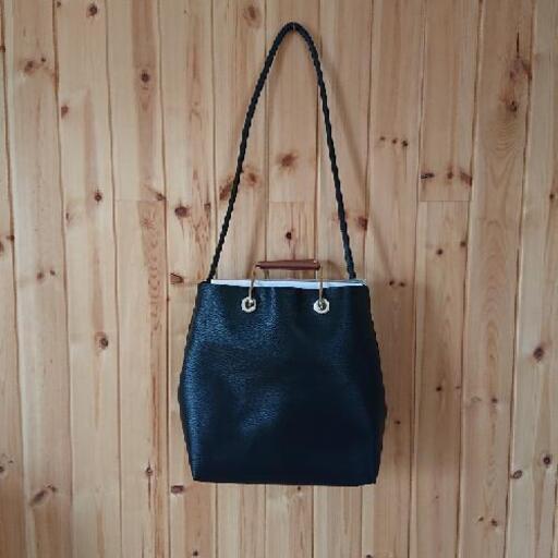 ZARA ショルダーバッグ
