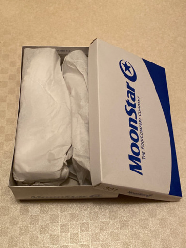 通学用靴(新品未使用)
