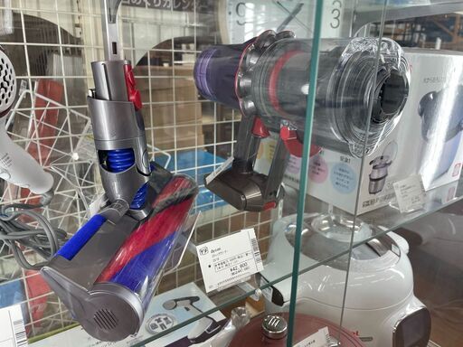 ダイソン　スティッククリーナー　SV18　替えヘッド3本・専用スタンド付