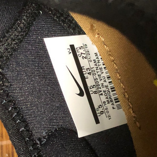 nike react PRESTO Brutal Honeyの画像