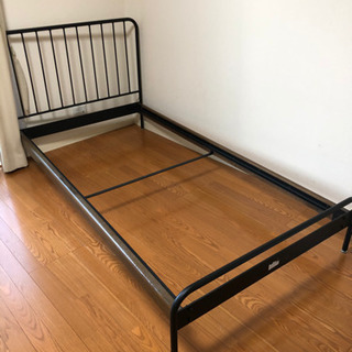 Knot antiques LOEI BEDの画像