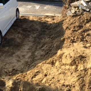 駐車場の土の画像