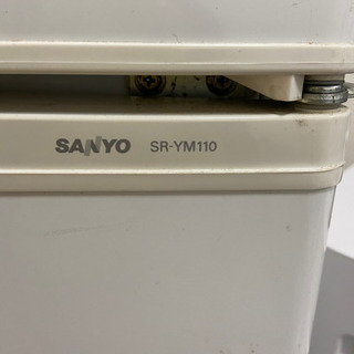 SANYO の冷蔵庫を緊急値下げにてお譲りします。の画像