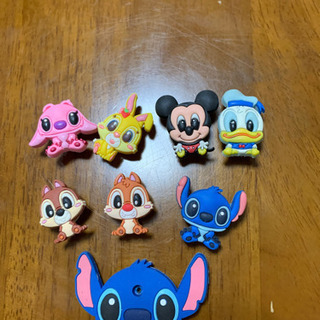 クロックス　ジビッツ＆キーケースセット♪ ディズニー 系　未使用
