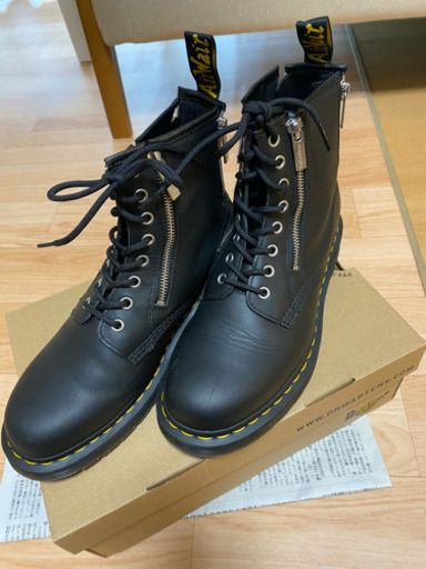 ドクターマーチン　8ホール