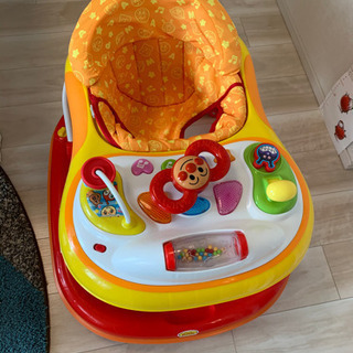 アンパンマン　歩行器　おしゃべりウォーカー