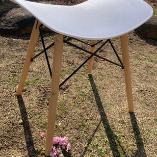 イームズチェア風　ナチュラルテイスト　カフェ風チェア