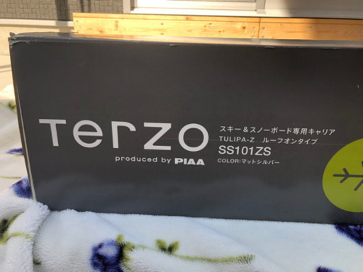 ルーフキャリア！シーズンオフが近いため値下げ中！！残りのシーズンや来シーズンにどうですか？