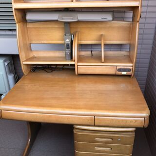 [1か月限定] 高級老舗メーカーkarimoku 学習机の画像