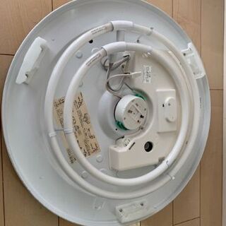 ◇照明器具リモコン付　中古ですが美品です！の画像