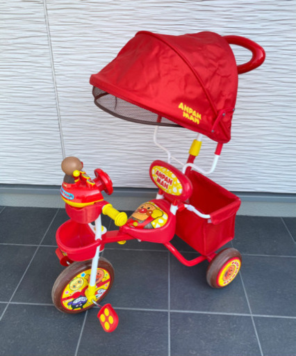 お取引先確定】それいけアンパンマン！デラックス三輪車【配送