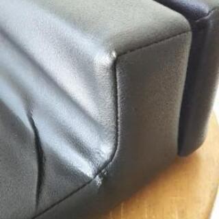 ハイエース アームレスト センターコンソールボックスの画像