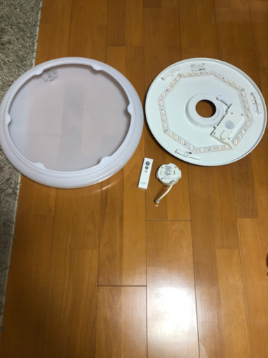 引っ越し　LEDシーリングライト　1500円