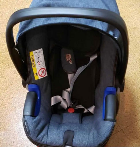 ブリタックス　チャイルドシート　BABY SAFE i-SIZE 美品