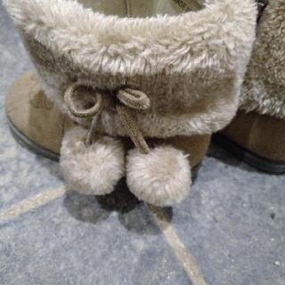 子供用ブーツの画像