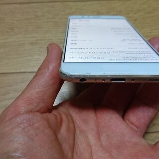 SIMフリー HUAWEI p10 64GB 訳ありの画像