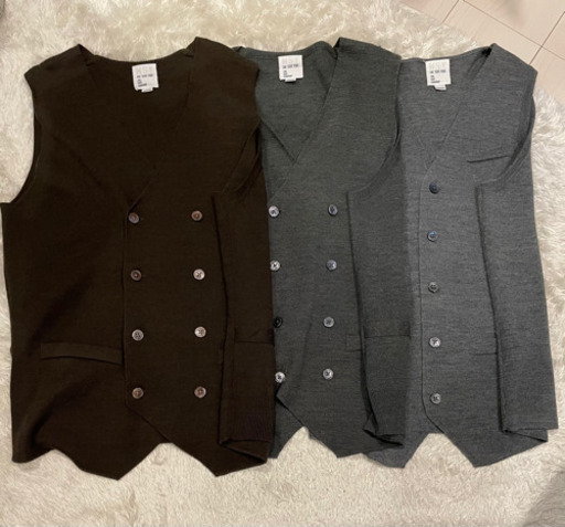 ニットベスト3枚