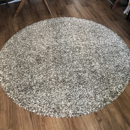 IKEA ラグ　丸タイプ　195cm