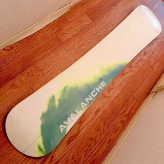 スノーボード 板 AVALANCHE 141cmの画像
