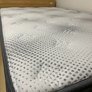【超美品】【約7割引】マットレス（セミダブル）の画像