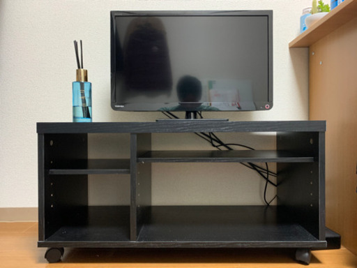 TOSHIBA 24型テレビ（テレビ台セット）　2月22日(月)に受け取りに来ていただける方。