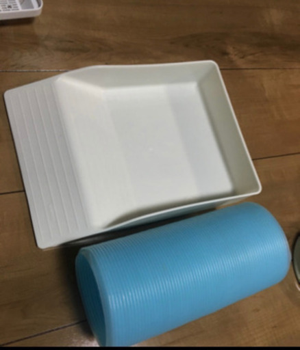 【値下げしました】小動物用 ケージ マルチシャトル85 給仕用品 餌他