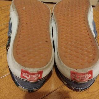 VANS　バンズ　ヴァンズスリッポン　青/カモフラの画像