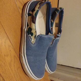 VANS　バンズ　ヴァンズスリッポン　青/カモフラの画像