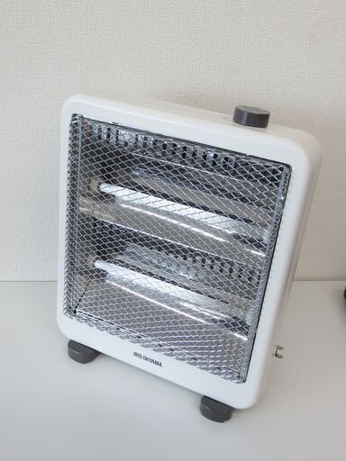 決まりました　■アイリスオーヤマ　電気ストーブ　2018年製　IEH-800W
