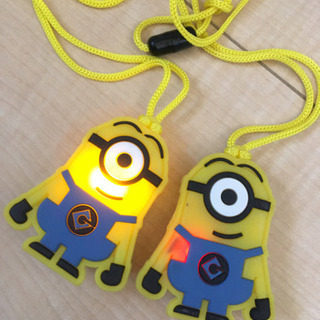 ミニオン　ユニバーサルスタジオジャパン　ネックストラップ　ライトの画像