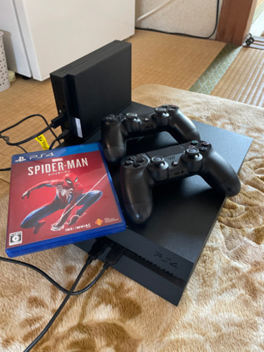 PS4 本体と4TERAのハードディスク