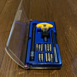 ドライバー　家具　ドリル