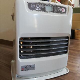 灯油ファンヒーター【ブルヒーターFHY-32-TR6 2016年製】の画像