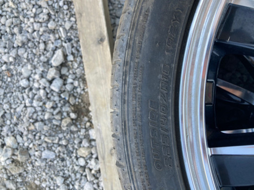 (中古ホイール付タイヤ)レオニス 18x7J4本セット225/40ZR18