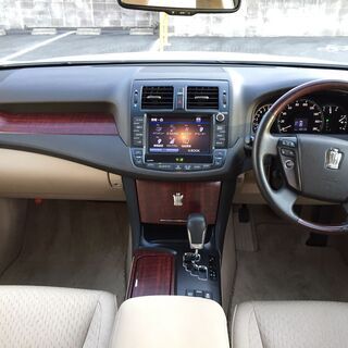 【コミコミ価格♪】トヨタ クラウン スマートキー ETC パワーシート バックモニター(2284) の画像