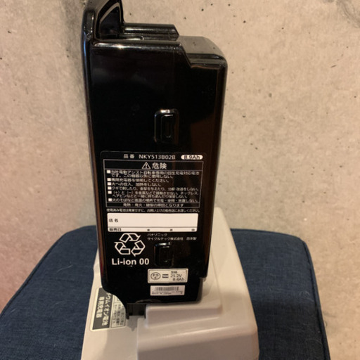 Panasonicリチウムイオンバッテリー、充電器