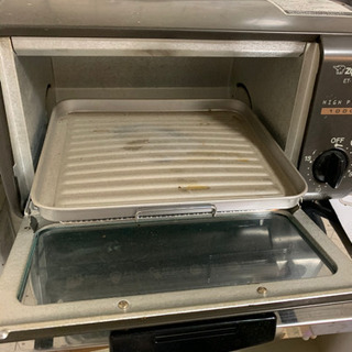 トースター2013年式 テレビ液晶映る物 折り畳みベッドなど、の画像