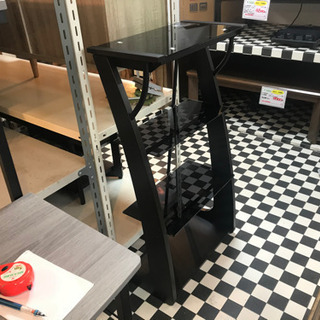 【リサイクルショップ八光　田上店】ブラック　ガラス天板　4段ラックの画像
