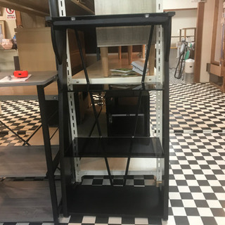 【リサイクルショップ八光　田上店】ブラック　ガラス天板　4段ラックの画像